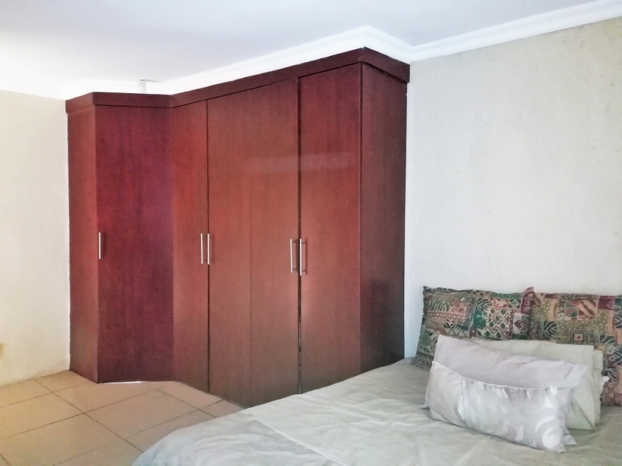 3 Bedroom Property for Sale in Geelhoutpark North West